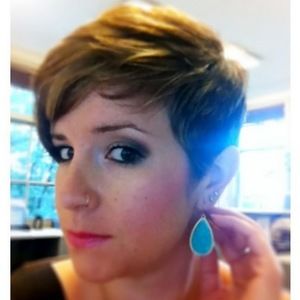 Meet your Posher, Emily